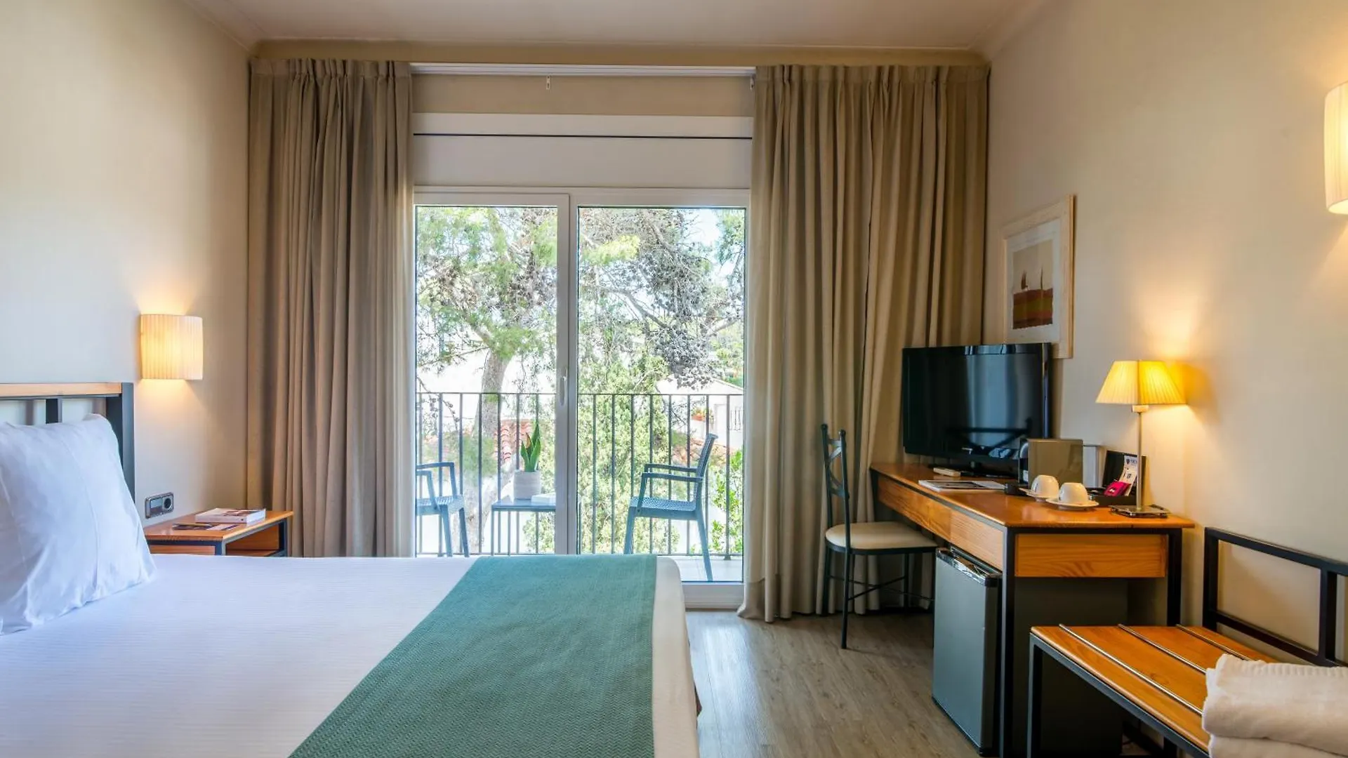 Hotel Hostalillo By Escampa Hotels Tamariu